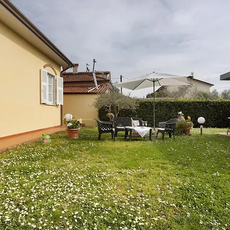 Lunigiana - Casa Anita Con Giardino * Castelnuovo Magra