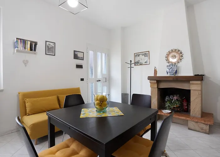 公寓 Lunigiana - Casa Anita Con Giardino 马格拉新堡
