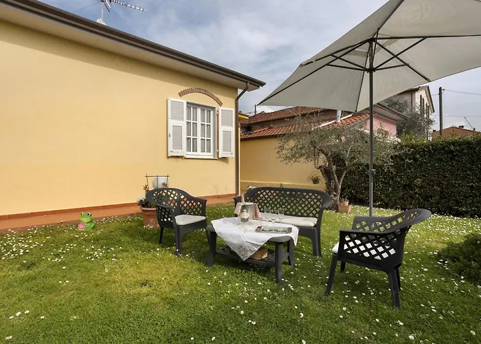 Lunigiana - Casa Anita Con Giardino * 马格拉新堡